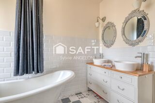  Maison � vendre 6 pi�ces 195 m�