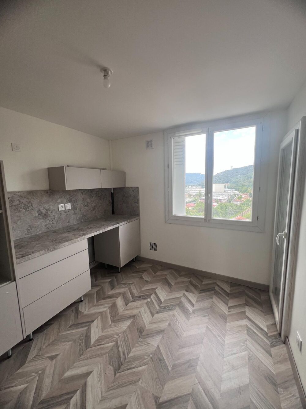 Location Appartement A louer! Vienne