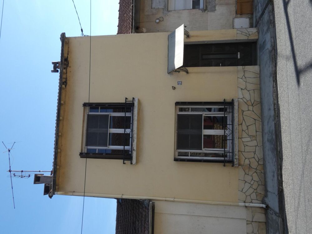 Vente Maison Maison T4 d'environ 70m² à rénover avec petit jardin et dépendance. Esperaza
