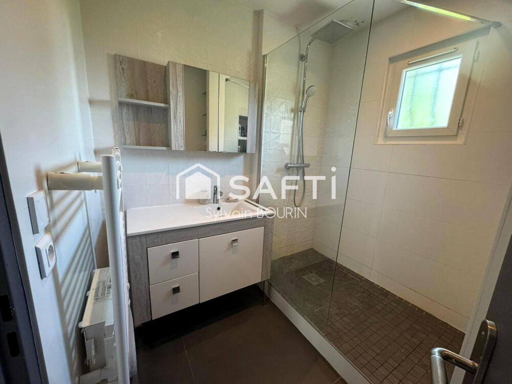 � vendre  Maison Sainte-Euph�mie (01600)