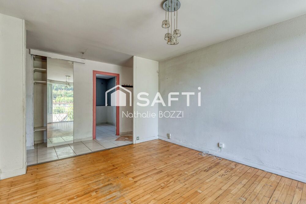 SAINT-ÉGRÈVE  FIANCEY | T3 traversant  Balcon  Vue montagnes