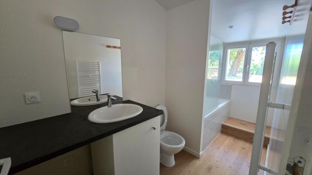 Location Maison Maison T3 bis Saint-aubin-des-chateaux