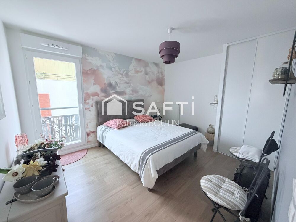 Vente Appartement APPARTEMENT 2 CHAMBRES DONT UNE SUITE PARENTALE + TERRASSE ET PARKING COUVERT A NIORT ! Niort
