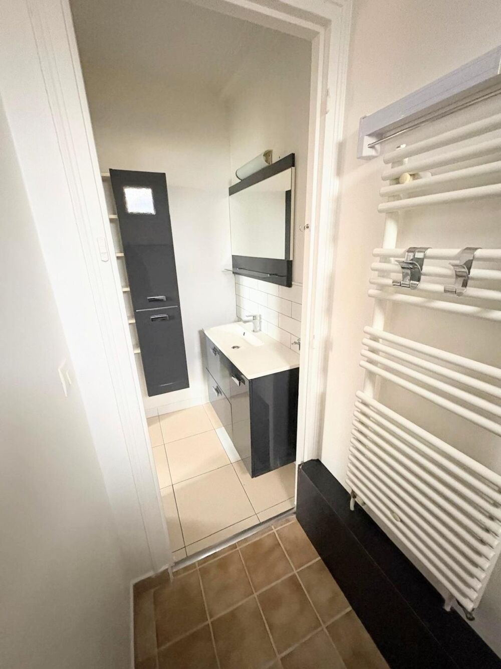 Vente Immeuble Les Pavillons-sous-Bois 93320 Maison de 150m2 divis�e en 5 studios, terrain 233m2 Id�al investisseurs Les pavillons-sous-bois