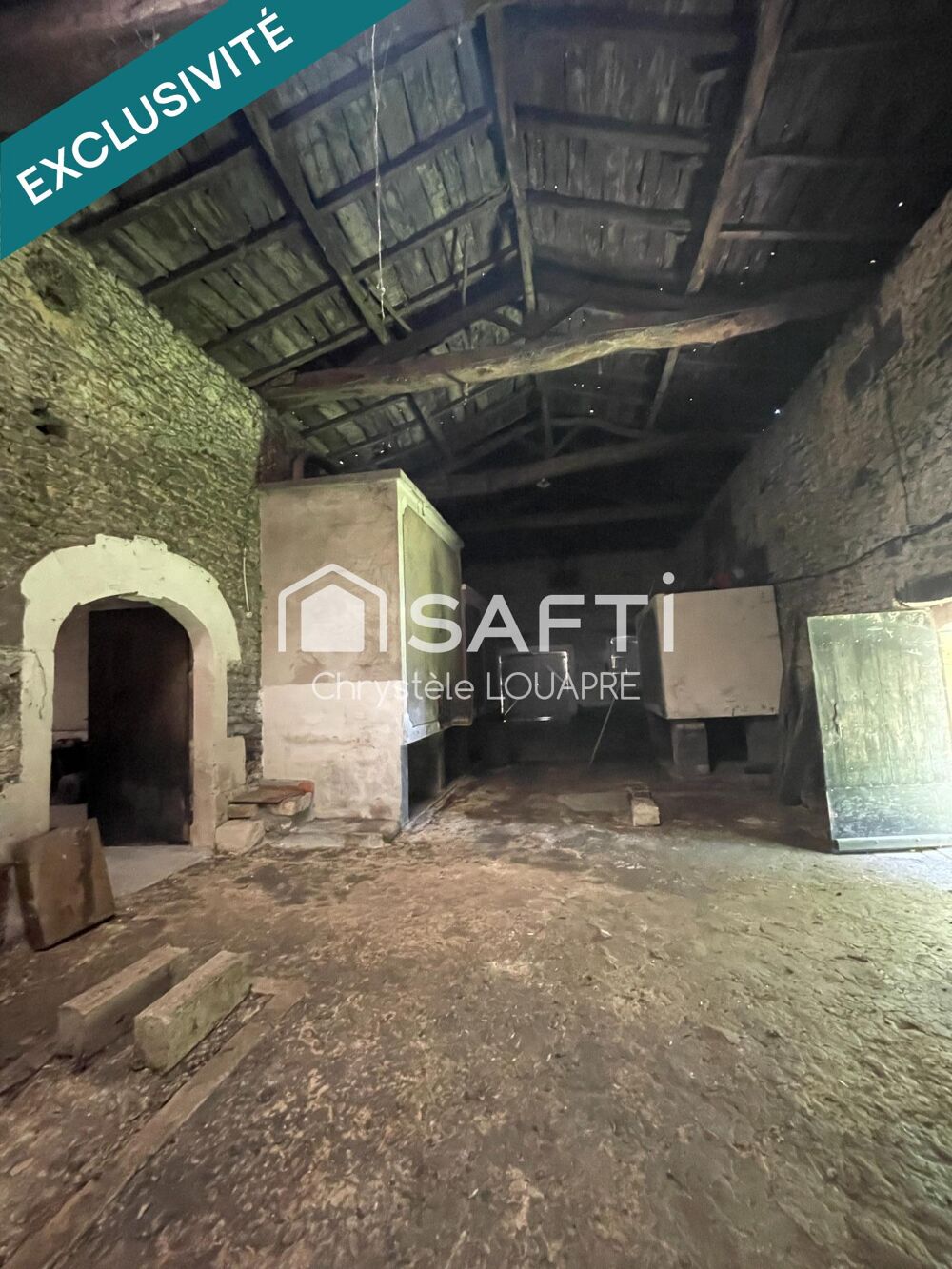 Vente Maison Maison à rénover 96m² avec grandes dépendances 370m² au sol sur terrain de 7000m² Rouffiac