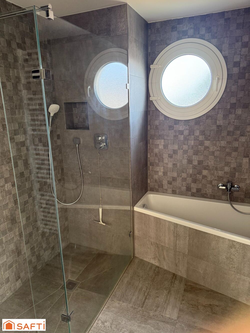 Vente Appartement bel appartement T3, de 85 m2, grands espaces de vie, grande terrasse Sierentz Sierentz