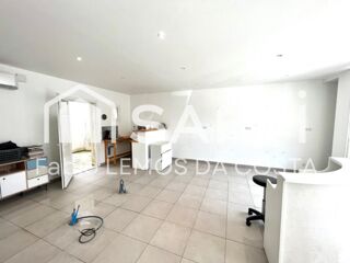  Immeuble � vendre 130 m�