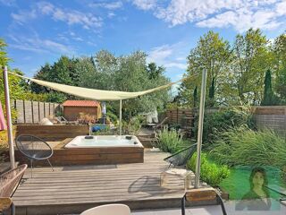 Vente Maison Maison de caractère T6 de150 m² env. domaine du château, avec piscine et jacuzzi privatifs Escalquens