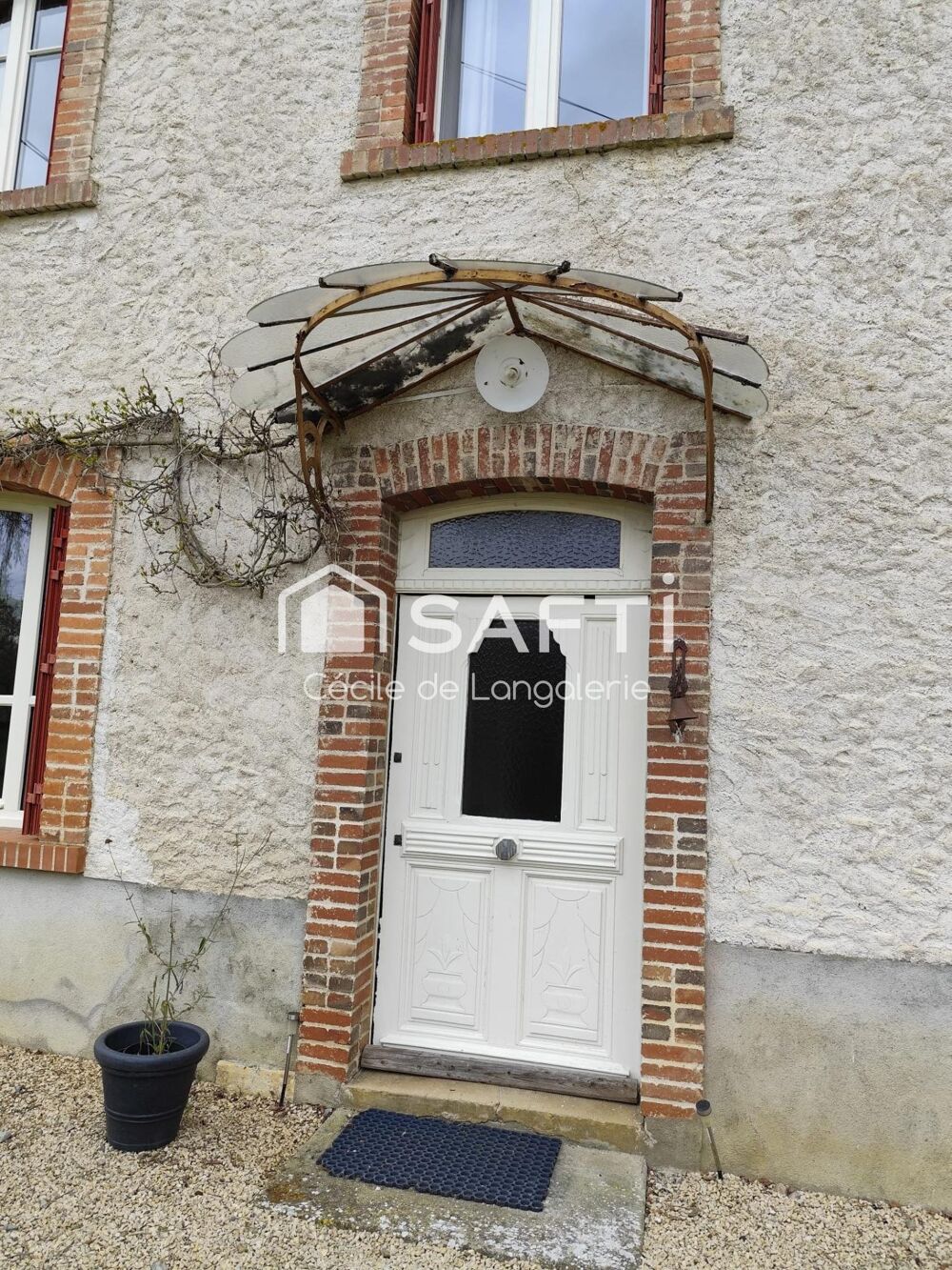 MAISON EN PIERRE - CHARME - VACANCES - JARDIN