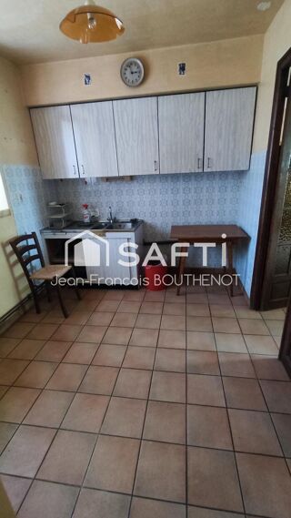  Maison  vendre 10 pices 133 m