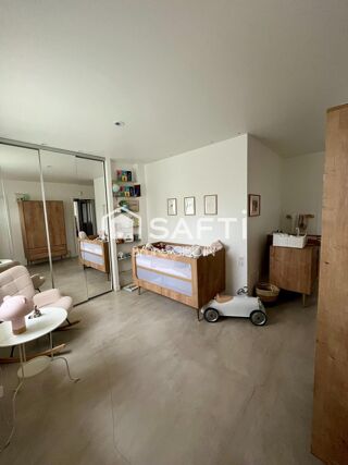  Maison � vendre 8 pi�ces 240 m�