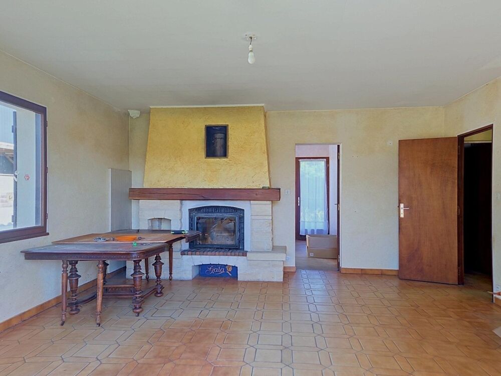 Maison 4 chambres, intérieur à rénover