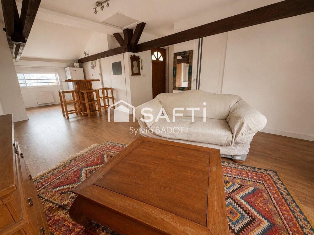 Vente Appartement PROCHE CENTRE LA SEYNE SUR MER APPARTEMENT T4 AU 3/3 + COMBLES La seyne-sur-mer