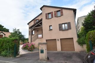  Maison  vendre 9 pices 154 m
