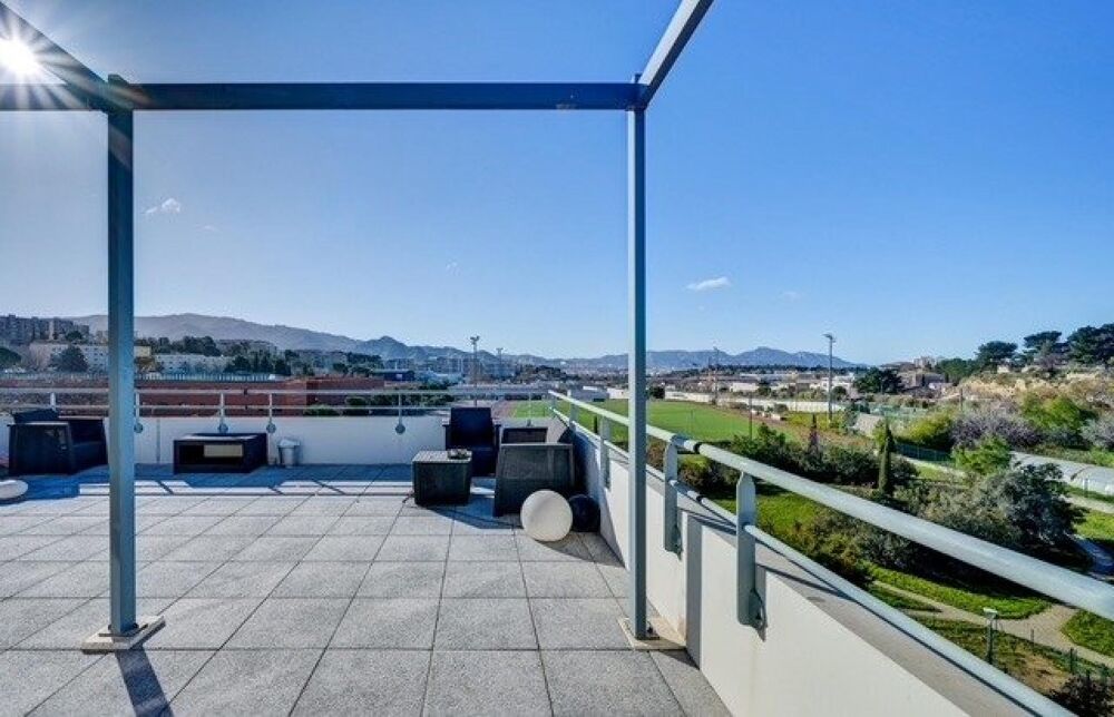 Vente Appartement Appartement T3 60 m2 et 60 m2 de terrasse Marseille 12