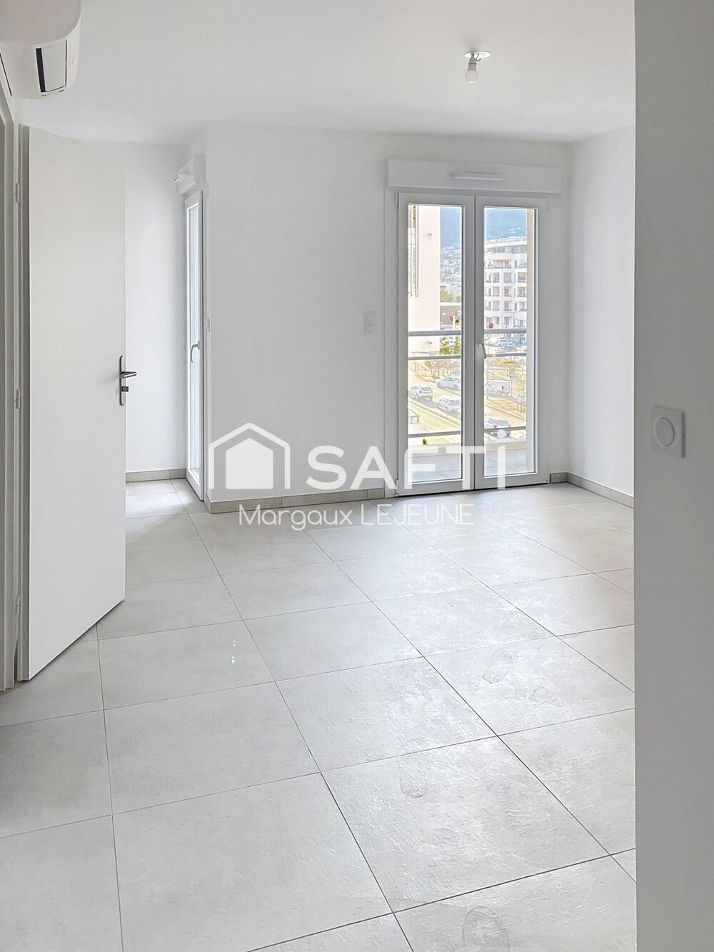 Vente Appartement Studio 30 m² avec balcon Ajaccio