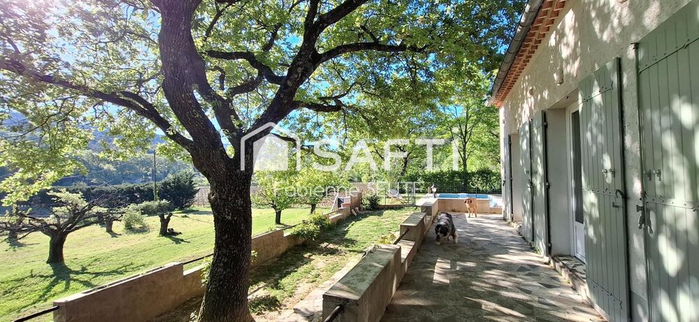 Maison 127 m2 plain pied, terrain 4220 m2, piscine
