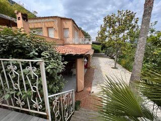  Maison à vendre 10 pièces 186 m²