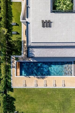  Maison à vendre 10 pièces 1300 m²