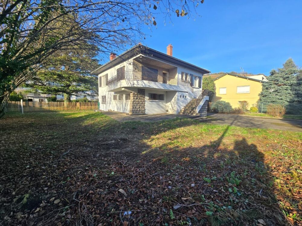 Vente Maison CENTRE DE CHASSE-SUR-RHÔNE – MAISON INDIVIDUELLE À RÉINVENTER – TERRAIN RARE DE 794 M² – SOUS-SOL COMPLET – FORT POTENTIEL D'AGR Chasse-sur-rhone