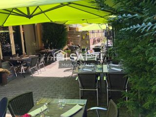  Immeuble à vendre 677 m²