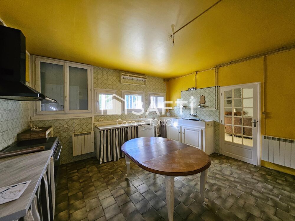 Maison familiale sur 8 500 m² avec ruisseau