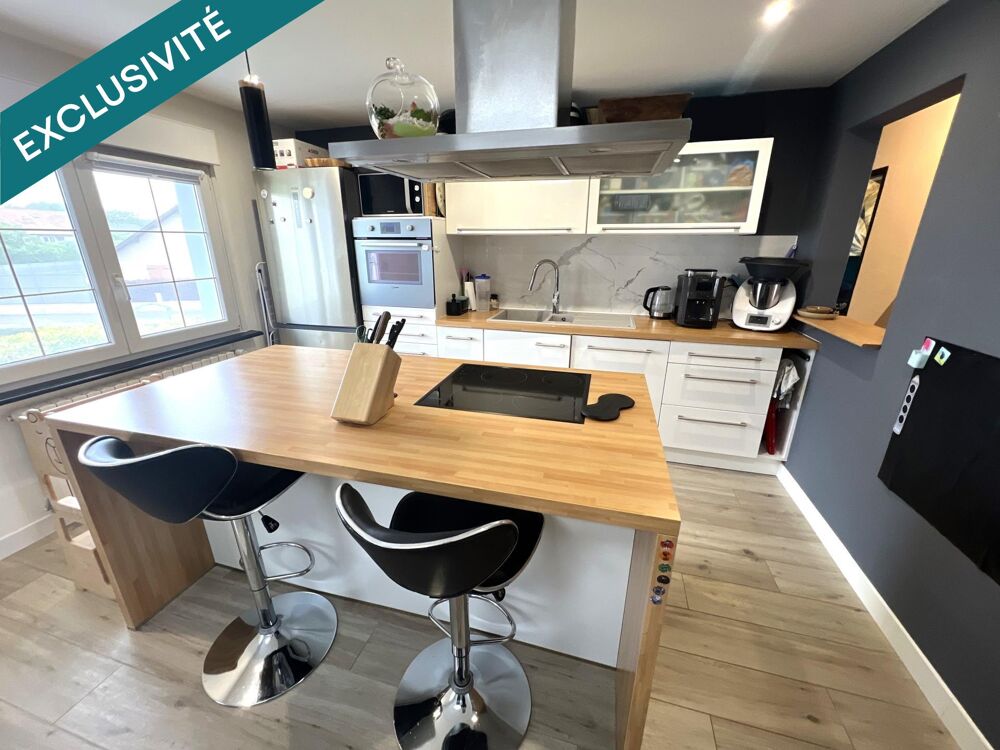 Vente Maison Maison individuelle idéealement située Gavisse