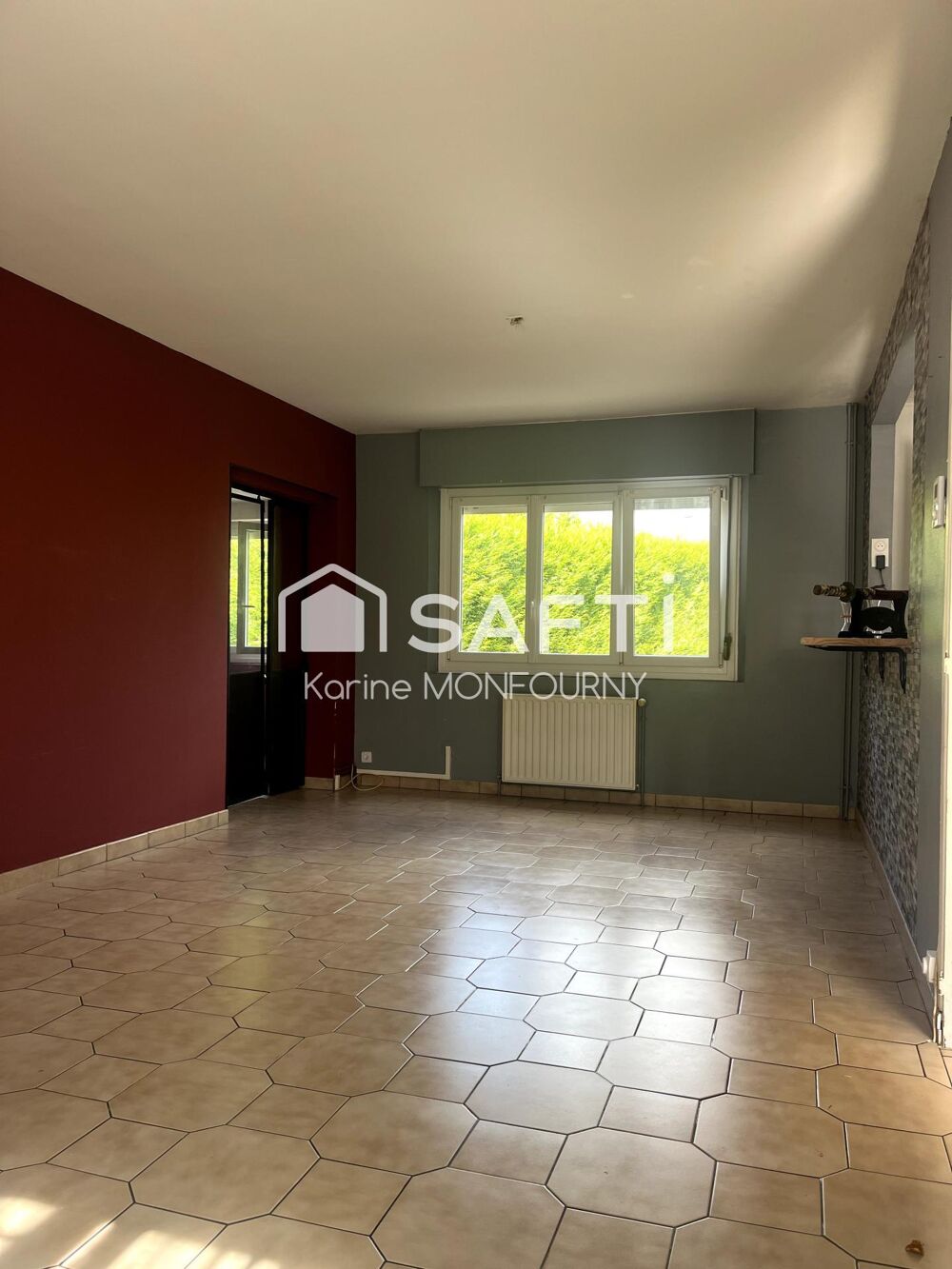 Vente Maison Maison à la campagne 3 chambres, avec garage, jardin et cave Saint-quentin