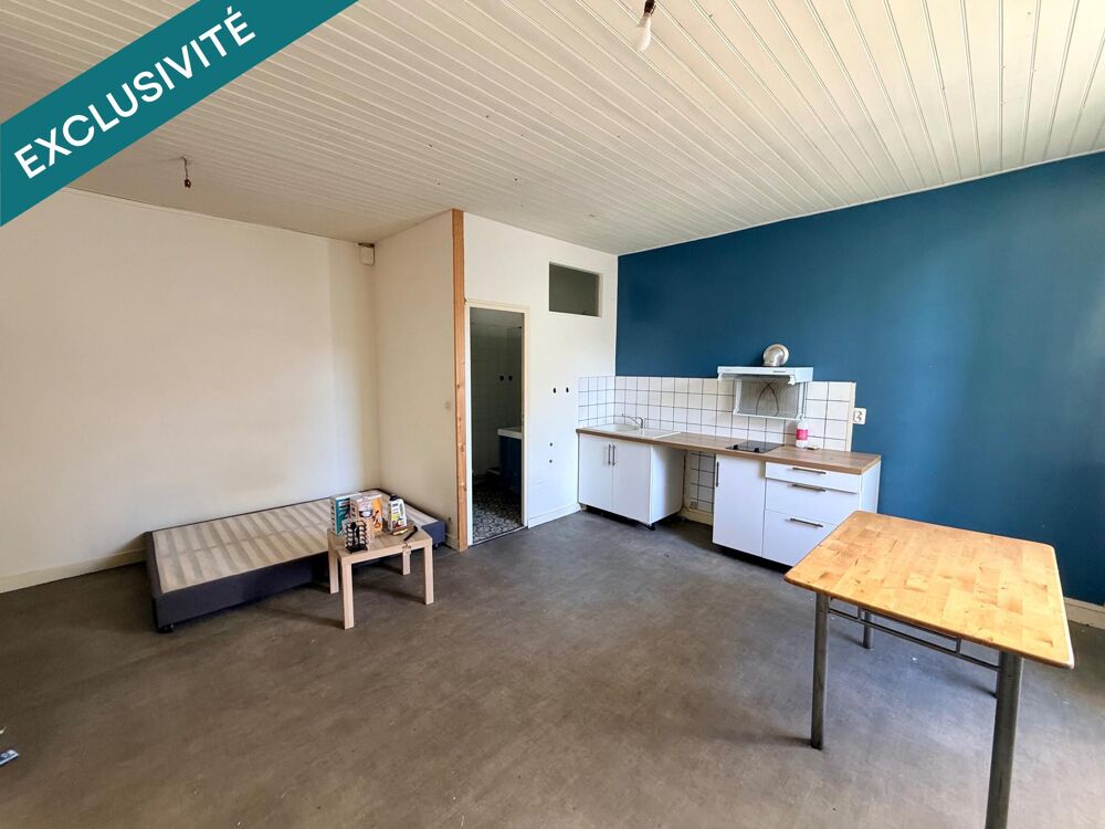 Vente Immeuble Ensemble immobilier pour investisseur. 10 logements Saint-jean-d'angely