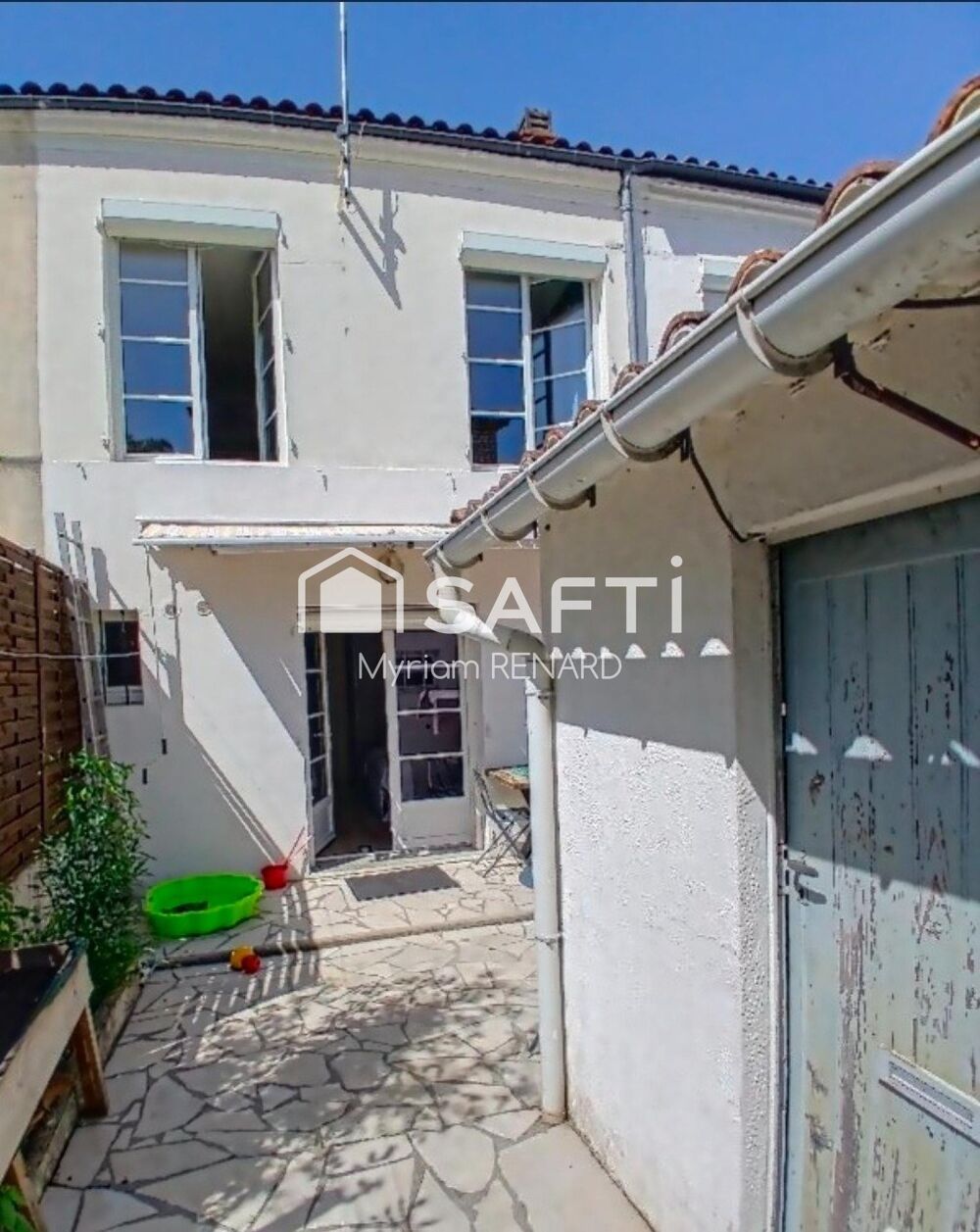 Investissement locatif sécurisé: Maison T3 louée, emplacement stratégique à Saintes !