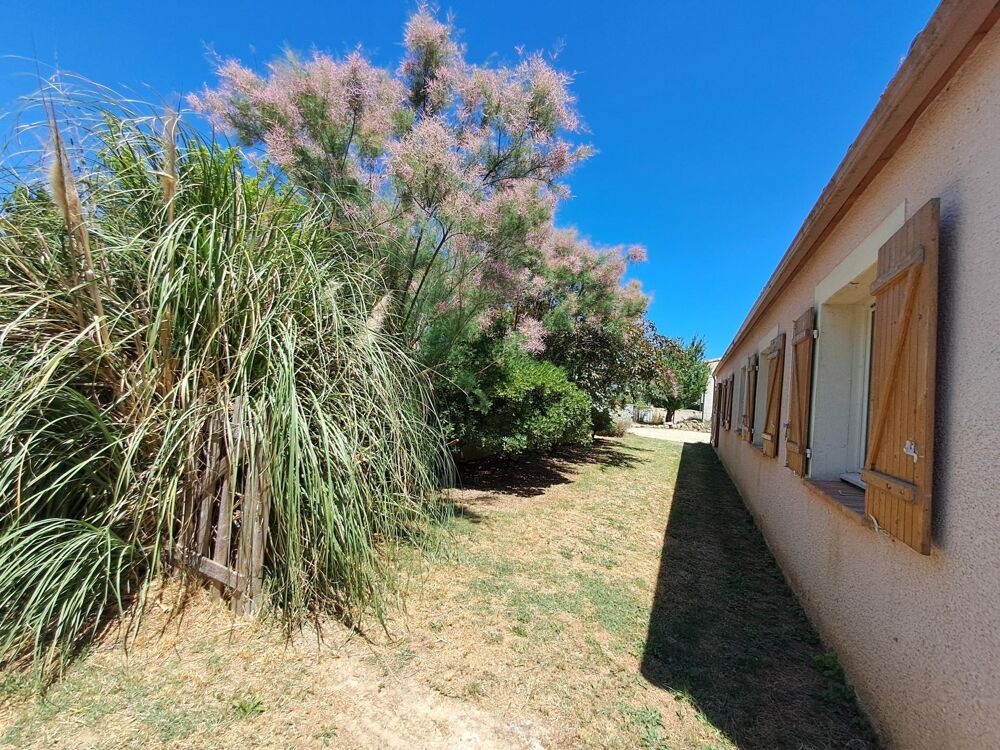 Vente Maison Maison de  plain pied  de 167 m² implantée sur un terrain de 805 m², six chambres et double garage Val de dagne