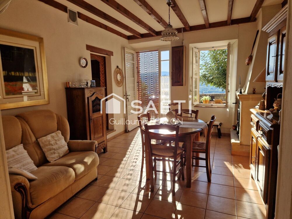 Vente Maison Maison en pierre avec vue dominante et cour – Lacoste, village emblématique du Luberon Lacoste