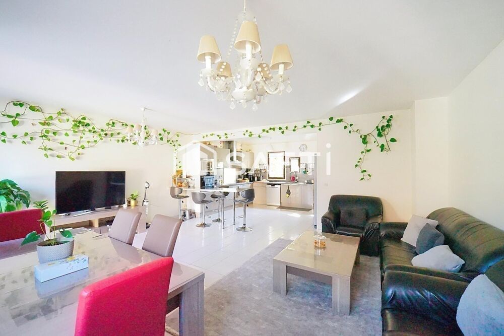 Vente Maison Grande maison familiale au calme, idéale pour une vie de famille et une profession libérale. Montreuil