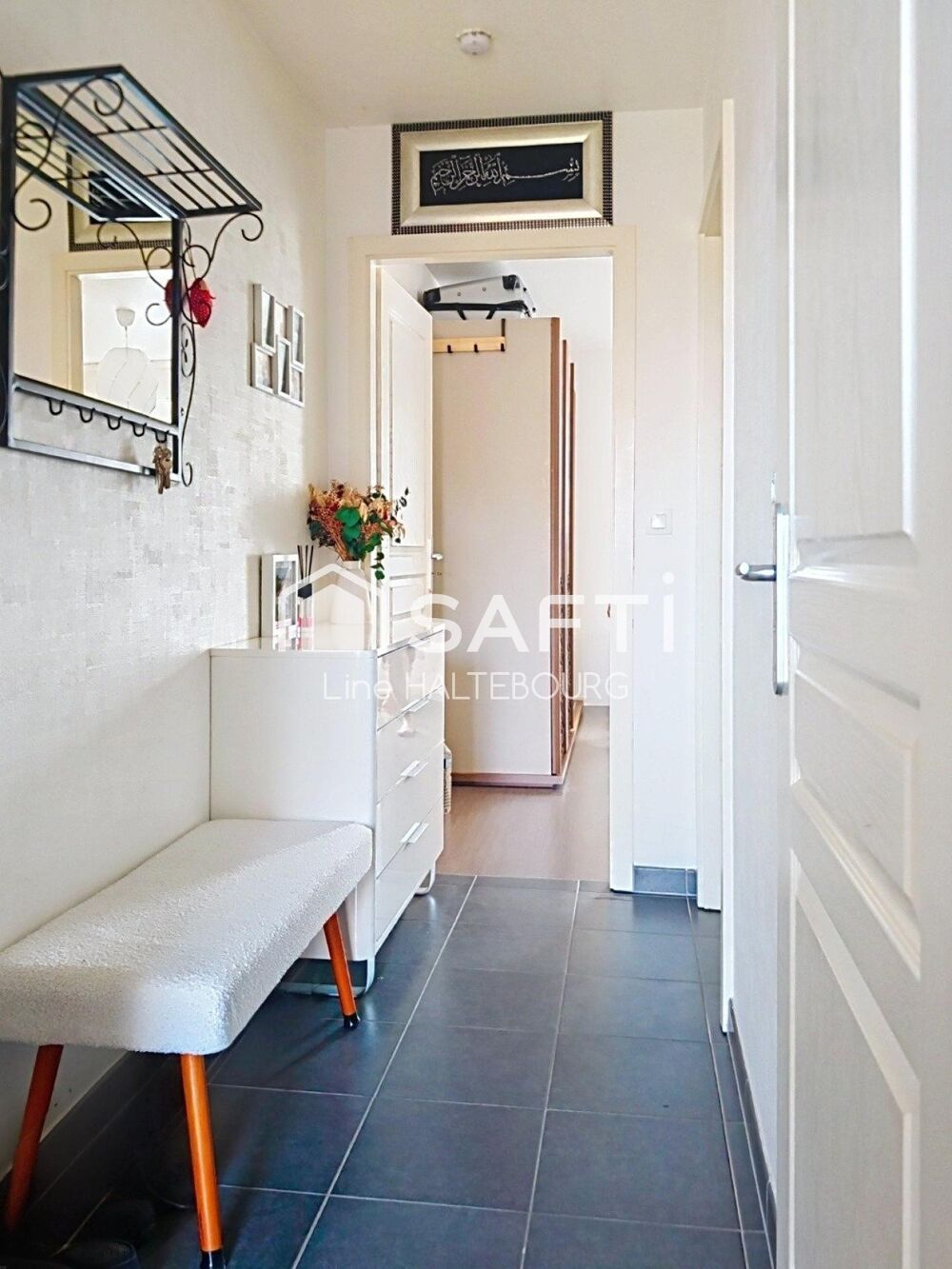 Vente Appartement Grand F2 de 56 m² en dernier étage avec terrasse , garage et parking Kembs
