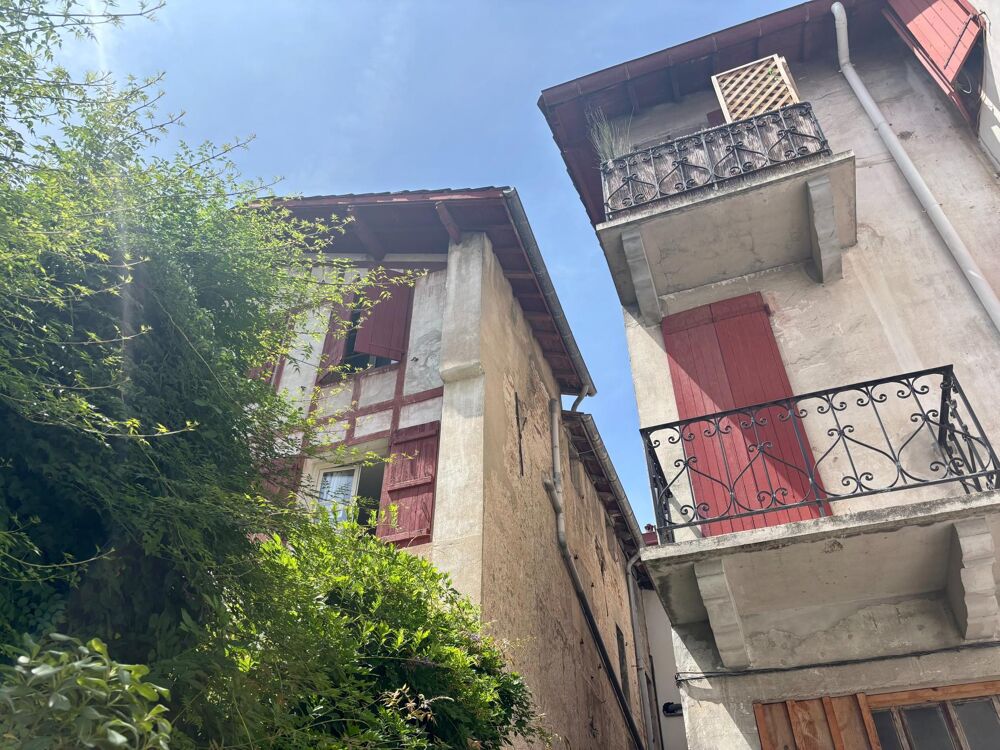 Maison de ville historique au coeur de Saint Jean de Luz
