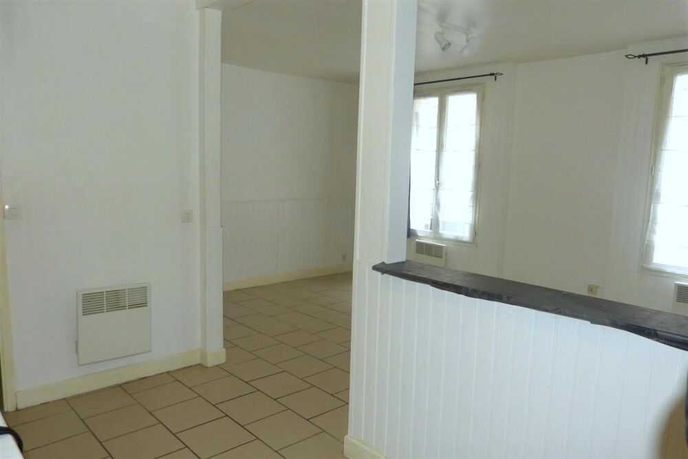 Studio 25m², cuisine ouverte, proche Université