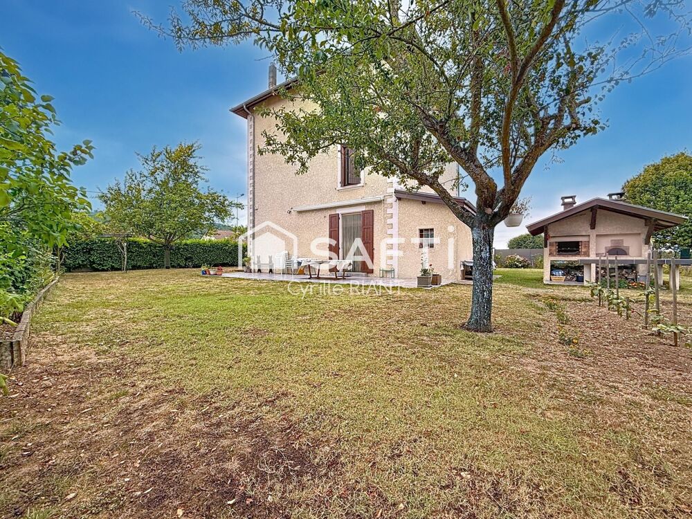 Maison familiale de 221 m²
