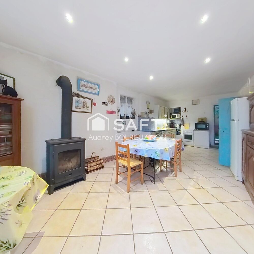 Vente Maison Maison en pierre XIXe · 156 m² + 67 m² de combles Velleron