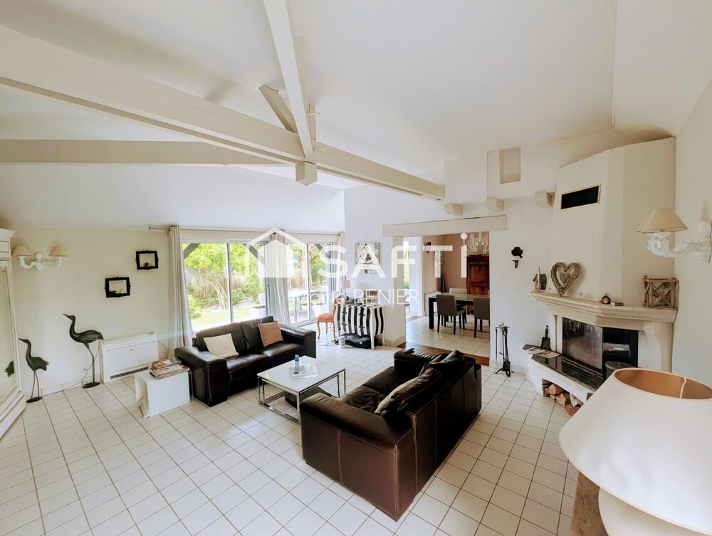 Maison familiale de 210 m²  Sainte-Melaine-sur-Aubance