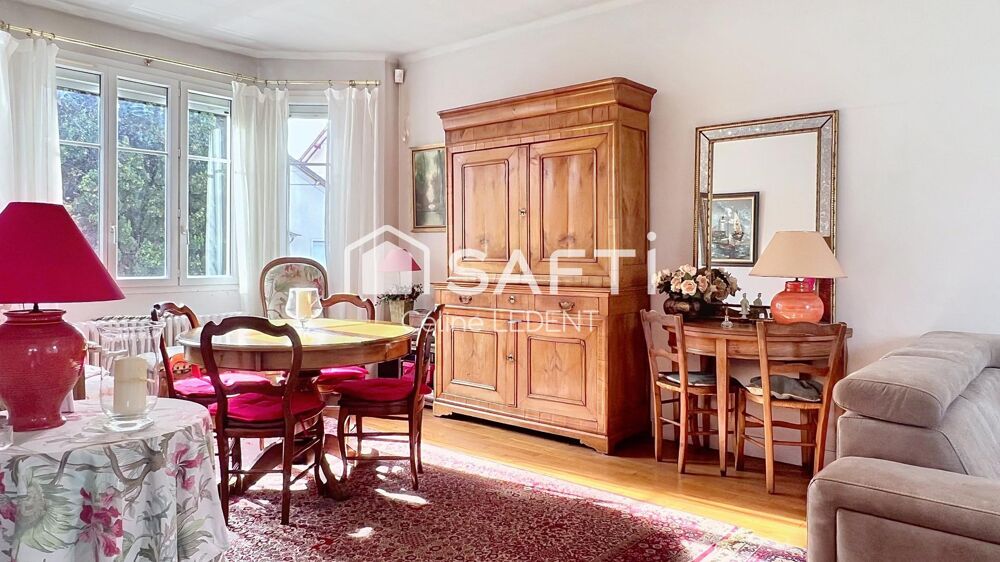 Maison de caractère, non mitoyenne,