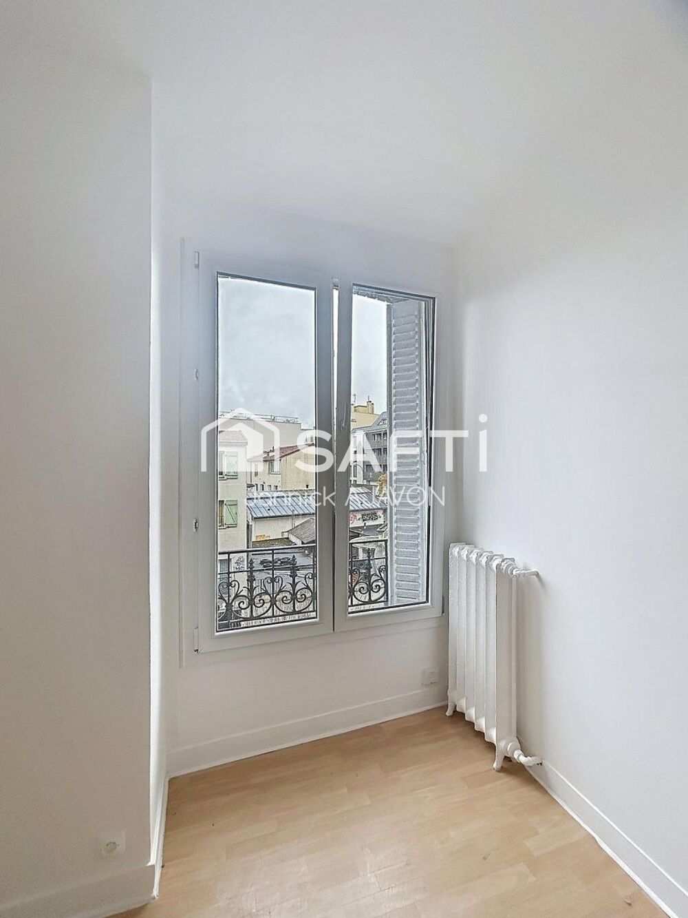 Vente Appartement 2 pièces 33 m2 proche du métro Mairie de montreuil (ligne 9) Montreuil