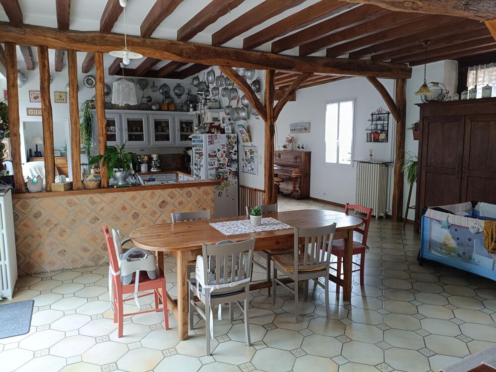 Ancienne fermette restaurée campagne et proche D1001