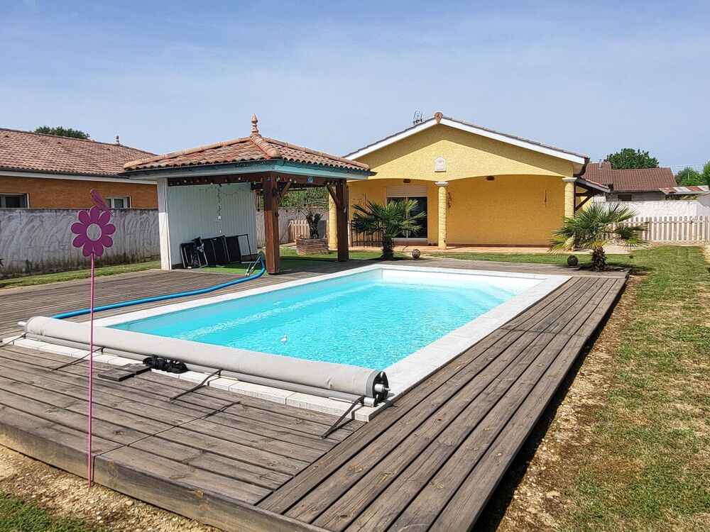 Maison plain pied avec garage et piscine