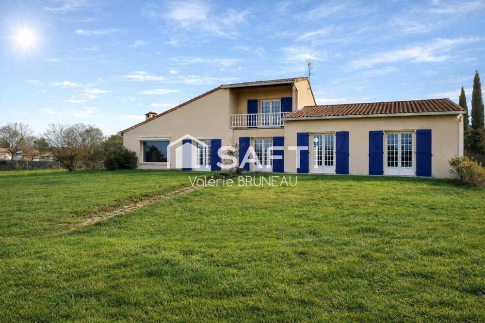 Maison contemporaine avec piscine sur 1,6 hectare  volumes exceptionnels -