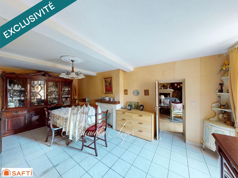 Maison avec dépendances a rénover