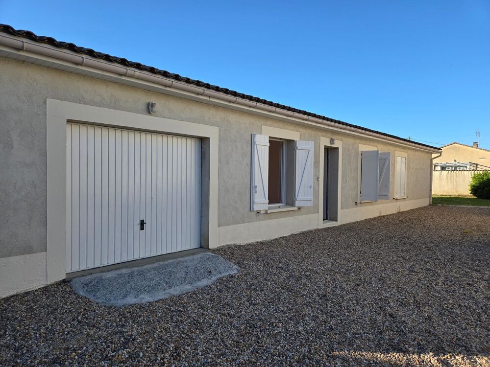 Pavillon indépendant T5 de 109 m², très bon état, sur un terrain clôturé de 562 m² situé à Gensac, proche commerces, école