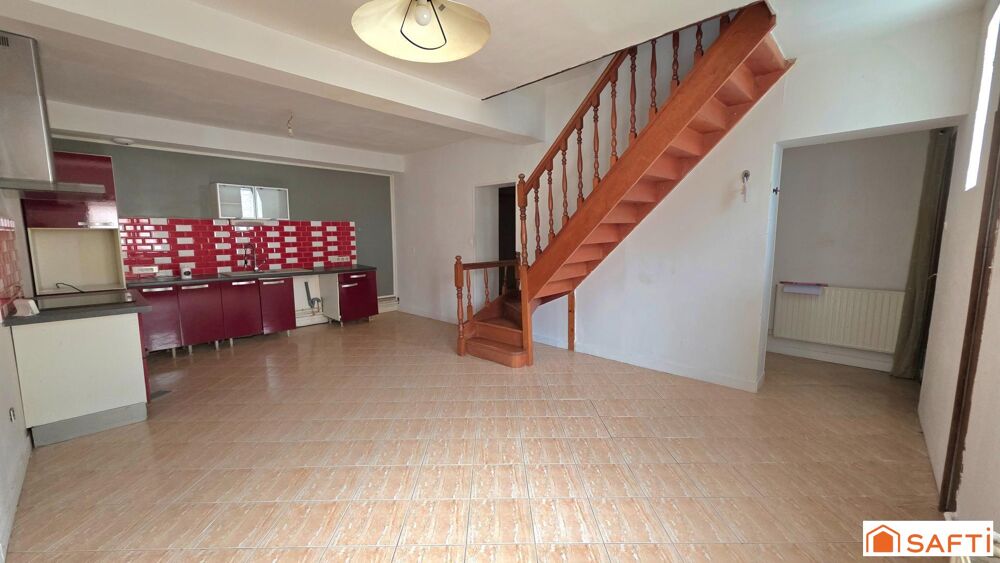 Vente Maison Maison familiale T5 avec travaux et grand potentiel, garage et terrasse Saint-quentin