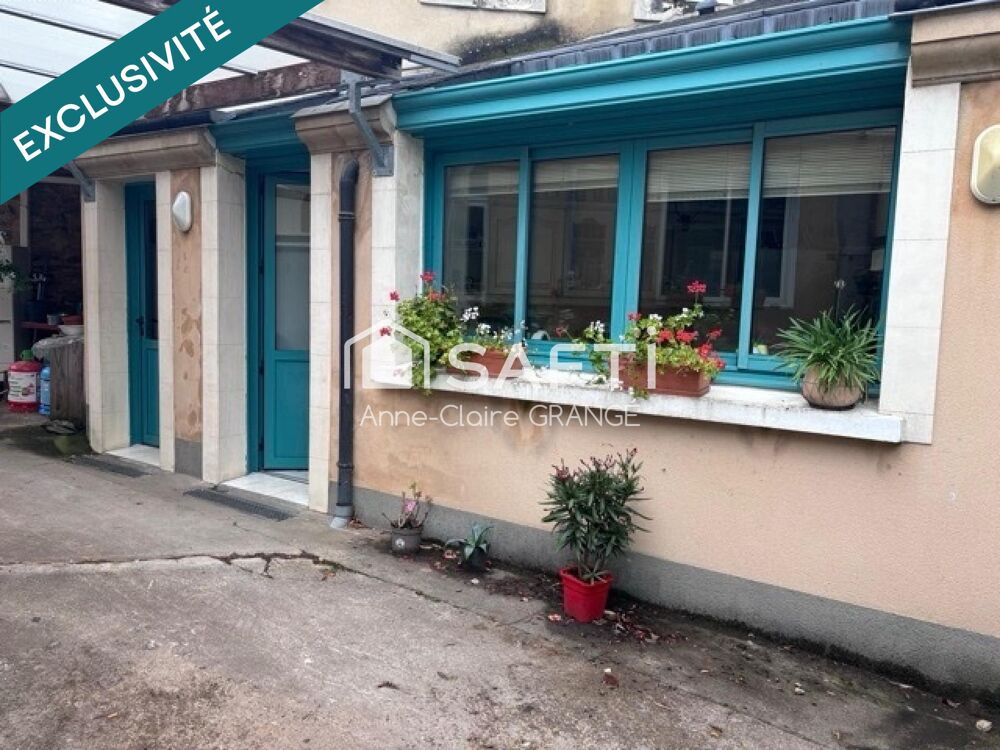 Une maison aux volumes généreux et au potentiel rare, idéale pour allier vie de famille et projets sur mesure.