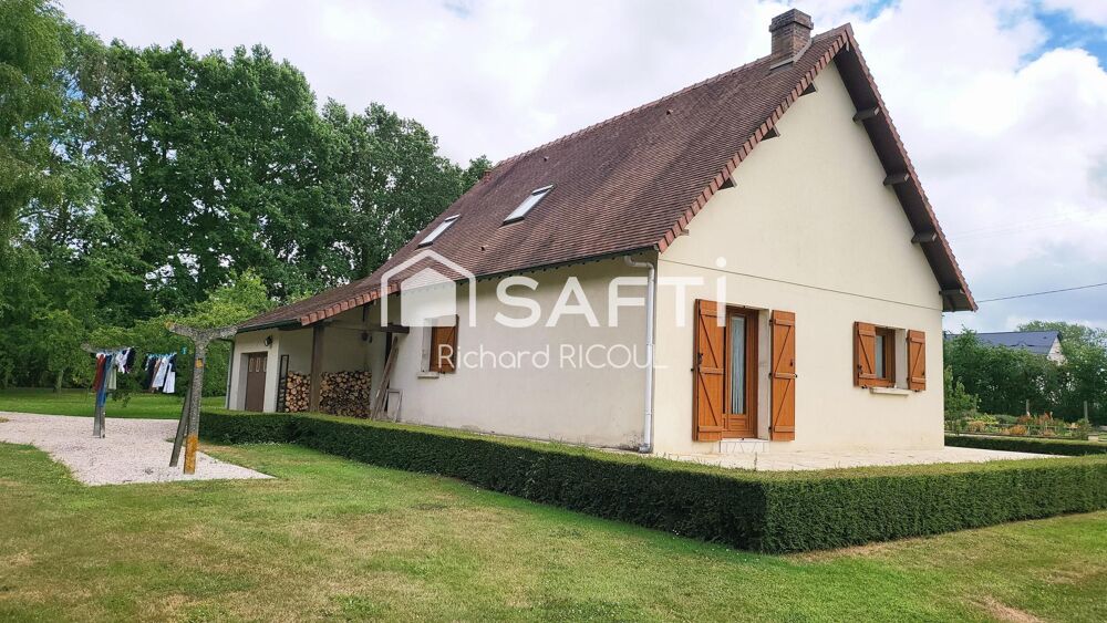 125m² Gonneville-Sur-Mer, 3 ch, 2 garages, Dépendance.