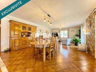 Maison à vendre 10 pièces 203 m²